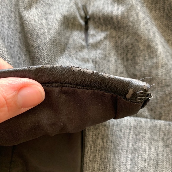 Express women’s skirt suit - Picture 8 of 8